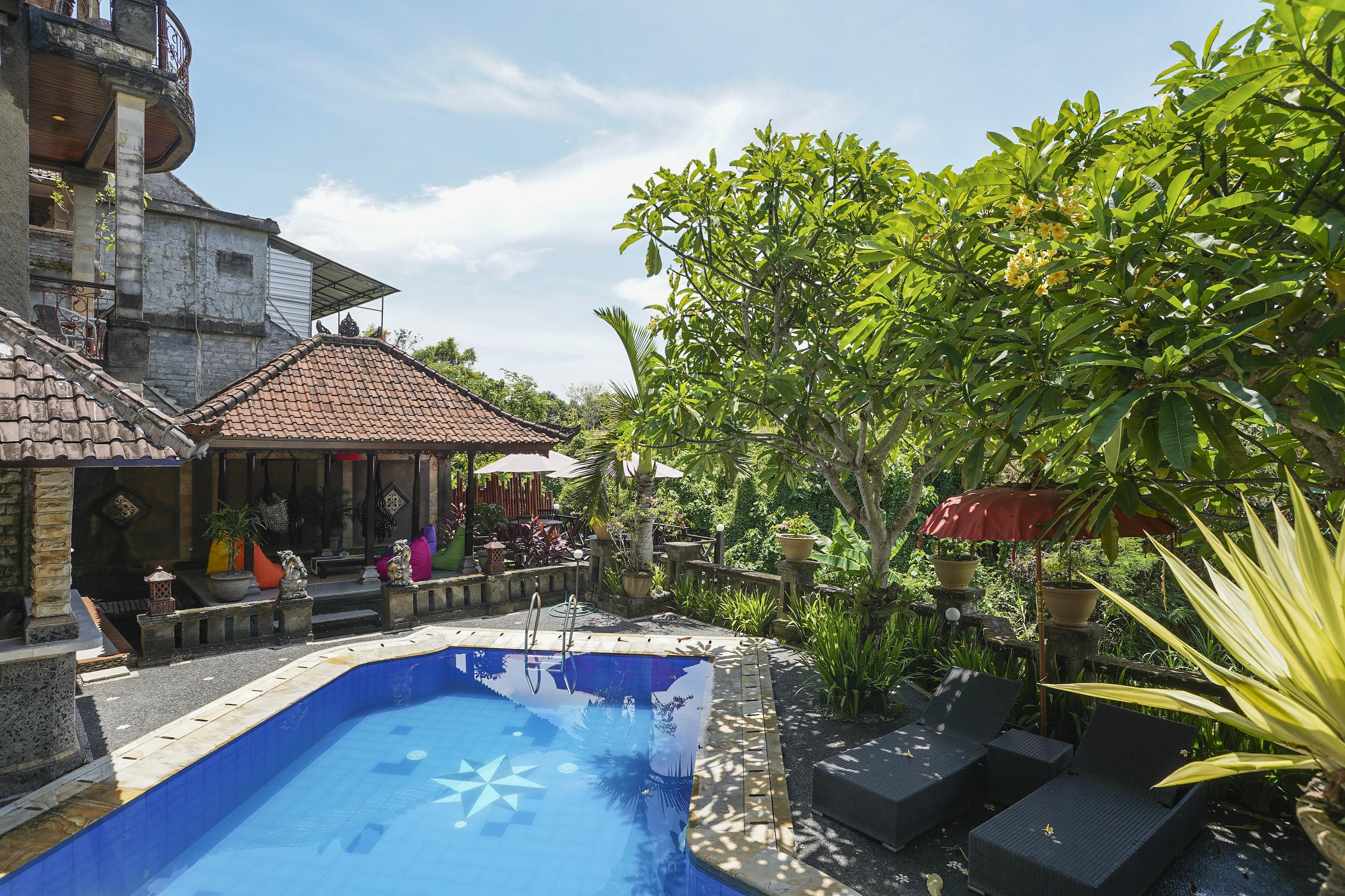 Oyo 2321 Griya Shanti Homestay ケテウェル エクステリア 写真