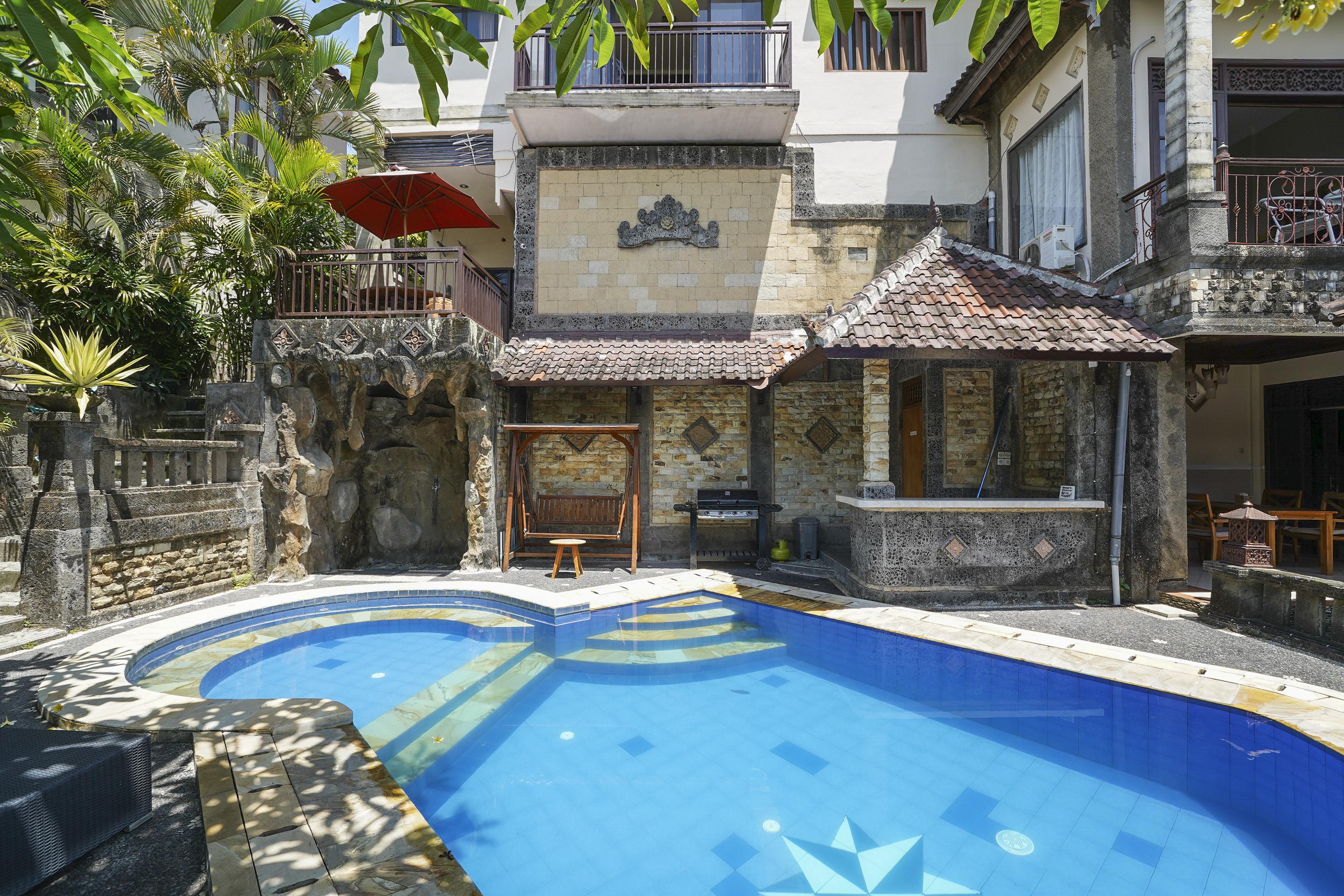 Oyo 2321 Griya Shanti Homestay ケテウェル エクステリア 写真