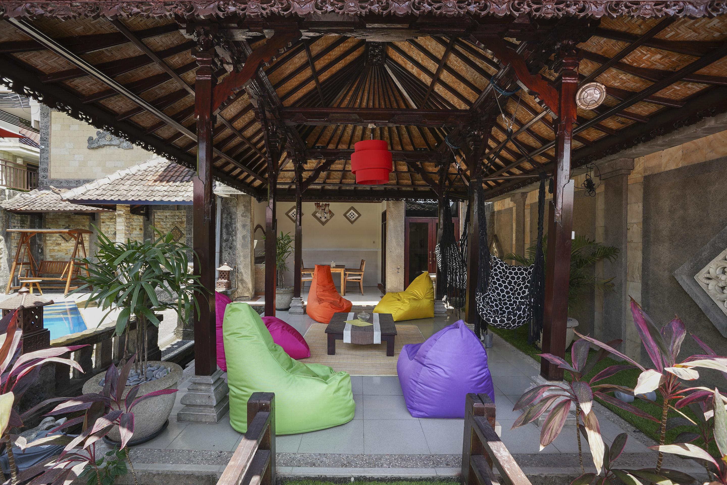 Oyo 2321 Griya Shanti Homestay ケテウェル エクステリア 写真